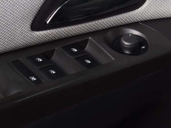 Chevrolet Cruze I с пробегом 2012 года, цена 749 995 рублей, 215743 км, хэтчбек, Автокод Объявления