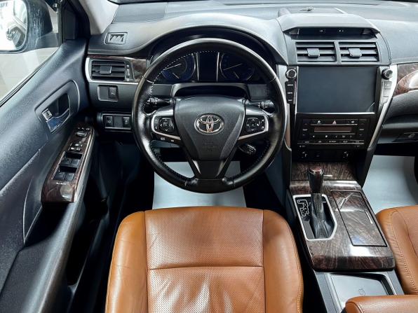 Toyota Camry VII (XV50) Рестайлинг с пробегом 2016 года, цена 1 845 000 рублей, 159615 км, седан, Автокод Объявления