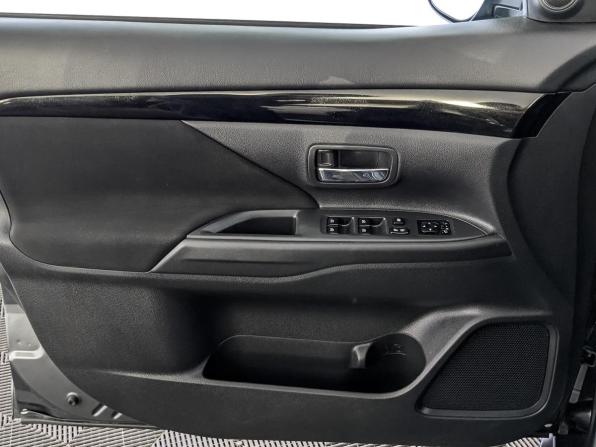 Mitsubishi Outlander III Рестайлинг 3 с пробегом 2019 года, цена 2 390 000 рублей, 53425 км, внедорожник, Автокод Объявления