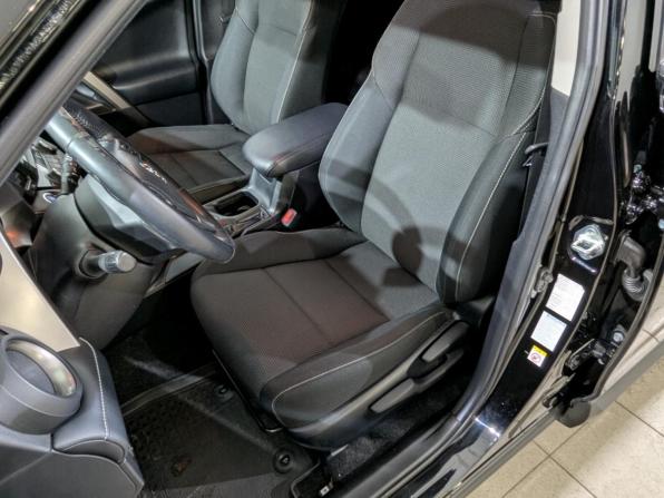 Toyota RAV4 IV (XA40) Рестайлинг с пробегом 2018 года, цена 2 450 000 рублей, 134594 км, внедорожник, Автокод Объявления