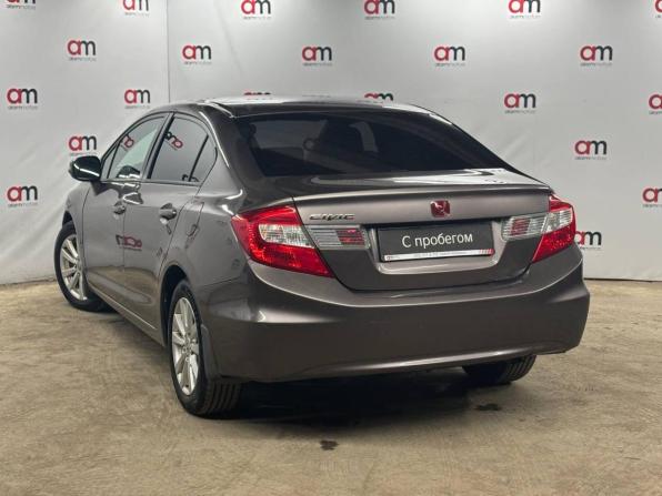 Honda Civic IX с пробегом 2012 года, цена 1 049 000 рублей, 220000 км, седан, Автокод Объявления