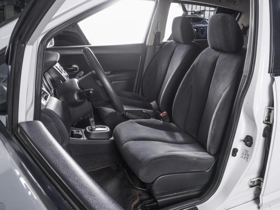 Nissan Tiida I Рестайлинг Ростов-на-Дону  - изображение 10