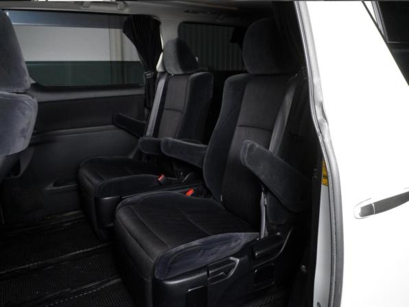 Toyota Vellfire I с пробегом 2008 года, цена 2 045 000 рублей, 328370 км, минивэн, Автокод Объявления