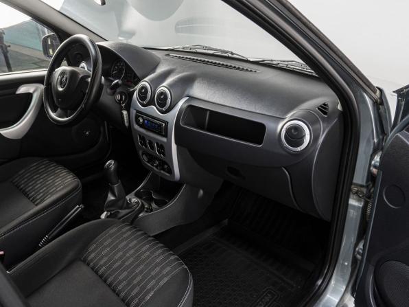 Renault Logan I Рестайлинг с пробегом 2012 года, цена 599 000 рублей, 110560 км, седан, Автокод Объявления