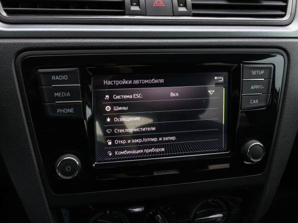 Skoda Rapid I Рестайлинг с пробегом 2019 года, цена 1 598 000 рублей, 82918 км, лифтбек, Автокод Объявления