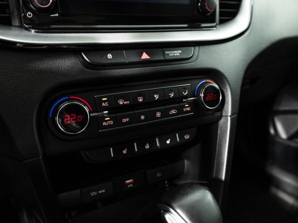 Kia Ceed III с пробегом 2020 года, цена 1 979 777 рублей, 121134 км, универсал, Автокод Объявления