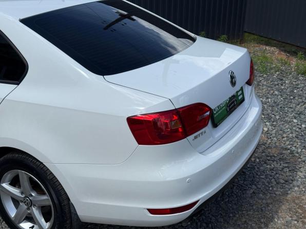 Volkswagen Jetta VI Рестайлинг с пробегом 2014 года, цена 990 000 рублей, 154063 км, седан, Автокод Объявления