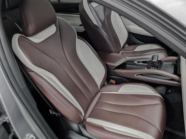 Geely Monjaro I с пробегом 2022 года, цена 2 350 000 рублей, 159416 км, внедорожник, Автокод Объявления