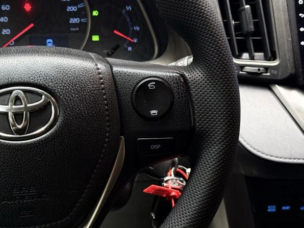 Toyota RAV4 IV (XA40) с пробегом 2015 года, цена 1 749 000 рублей, 192401 км, внедорожник, Автокод Объявления