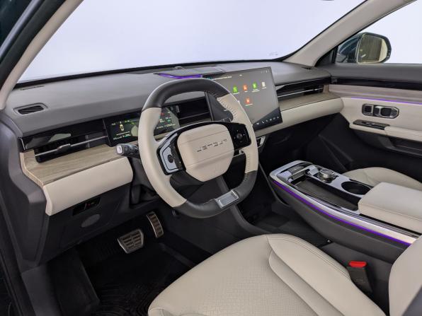 JETOUR DASHING I Рестайлинг с пробегом 2024 года, цена 2 400 000 рублей, 23370 км, внедорожник, Автокод Объявления