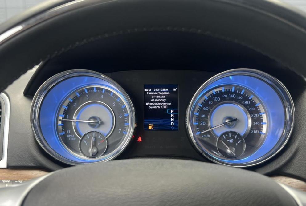 Chrysler 300C II Красноярск  - изображение 18