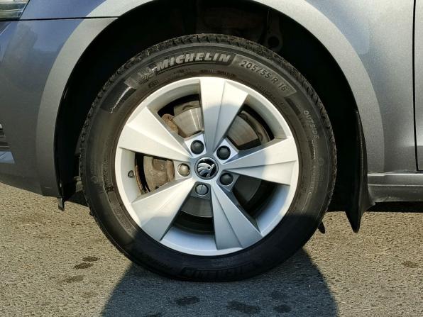 Skoda Octavia III (A7) Рестайлинг с пробегом 2018 года, цена 1 745 000 рублей, 116015 км, лифтбек, Автокод Объявления