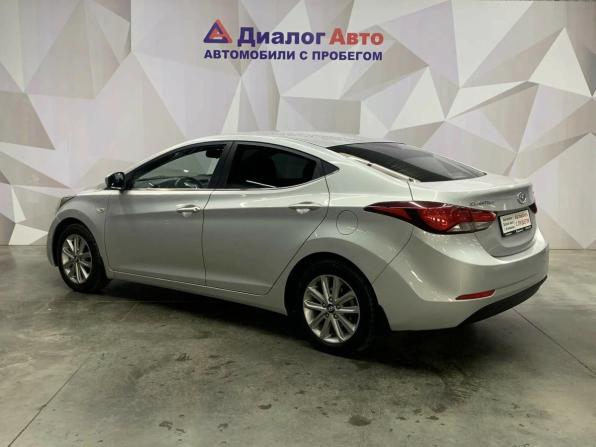 Hyundai Elantra V (MD) Рестайлинг с пробегом 2015 года, цена 1 200 000 рублей, 214634 км, седан, Автокод Объявления