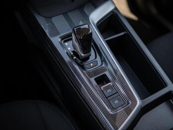 Haval Jolion I Рестайлинг 2 с пробегом 2026 года, цена 2 419 000 рублей, 7604 км, внедорожник, Автокод Объявления