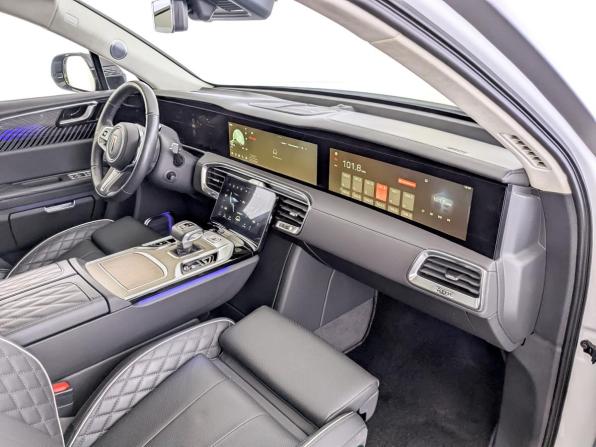 Hongqi E-HS9 с пробегом 2023 года, цена 4 990 000 рублей, 22395 км, внедорожник, Автокод Объявления
