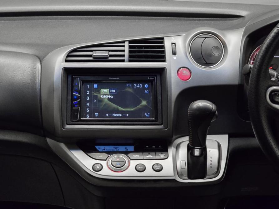 Honda Stream II Рестайлинг Красноярск  - изображение 13