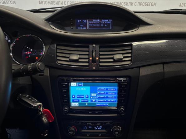 Dongfeng H30 Cross с пробегом 2016 года, цена 499 000 рублей, 101000 км, хэтчбек, Автокод Объявления