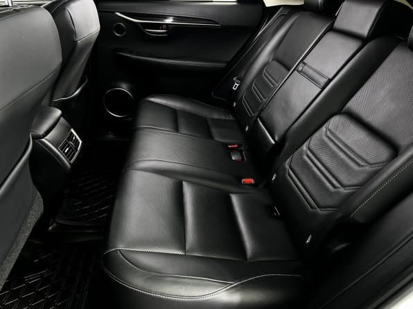 Lexus NX I с пробегом 2015 года, цена 2 490 000 рублей, 180000 км, внедорожник, Автокод Объявления