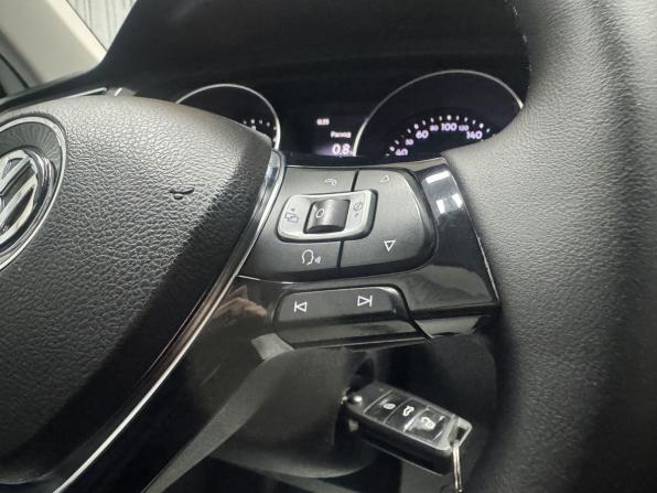 Volkswagen Tiguan II с пробегом 2017 года, цена 2 385 000 рублей, 165125 км, внедорожник, Автокод Объявления