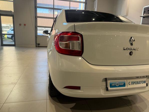 Renault Logan II Рестайлинг с пробегом 2022 года, цена 920 000 рублей, 160778 км, седан, Автокод Объявления
