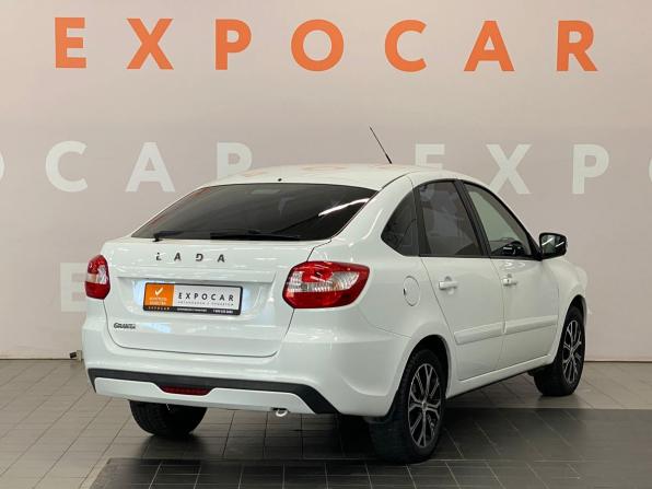Lada (ВАЗ) Granta I Рестайлинг с пробегом 2018 года, цена 630 000 рублей, 110032 км, хэтчбек, Автокод Объявления