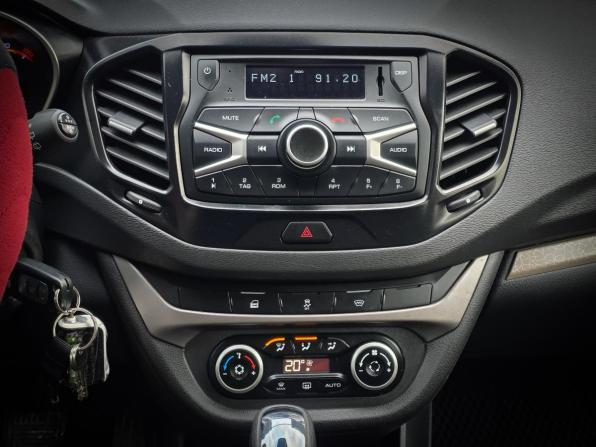 Lada (ВАЗ) Vesta I с пробегом 2021 года, цена 989 900 рублей, 186000 км, универсал, Автокод Объявления
