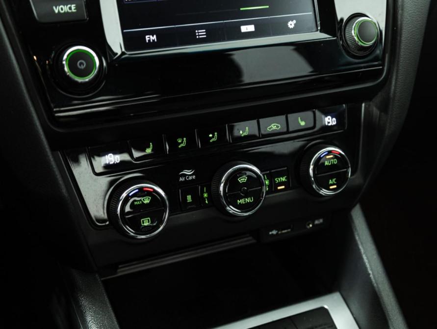 Skoda Octavia III (A7) Санкт-Петербург  - изображение 17