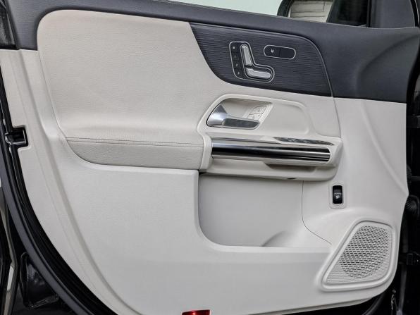 Mercedes-Benz GLA II (H247) с пробегом 2021 года, цена 3 430 000 рублей, 68294 км, внедорожник, Автокод Объявления
