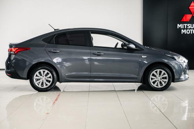 Hyundai Solaris II Рестайлинг с пробегом 2021 года, цена 1 330 000 рублей, 85154 км, седан, Автокод Объявления