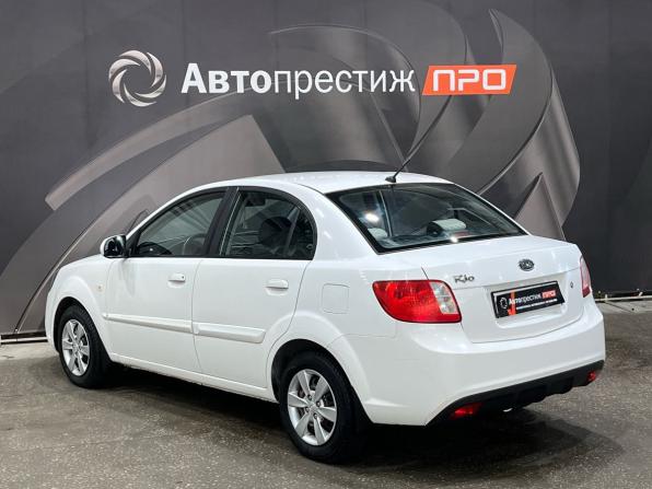 Kia Rio II Рестайлинг с пробегом 2009 года, цена 540 000 рублей, 233600 км, седан, Автокод Объявления