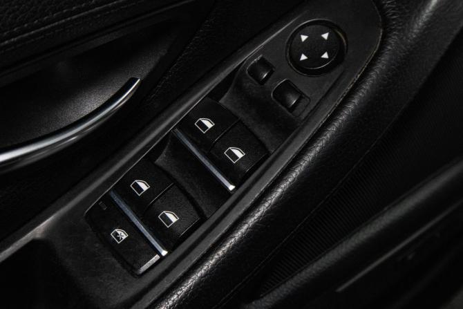 BMW 5 серии VI (F10/F11/F07) Рестайлинг с пробегом 2014 года, цена 2 289 000 рублей, 175836 км, седан, Автокод Объявления