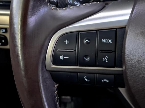 Lexus ES VI Рестайлинг с пробегом 2016 года, цена 2 820 000 рублей, 63533 км, седан, Автокод Объявления