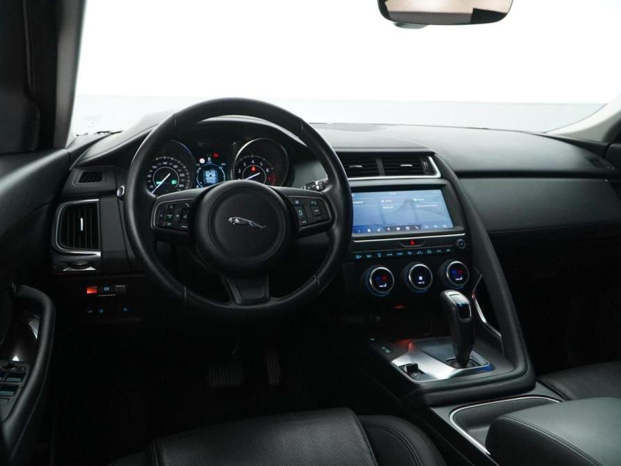 Jaguar E-Pace I Москва  - изображение 6
