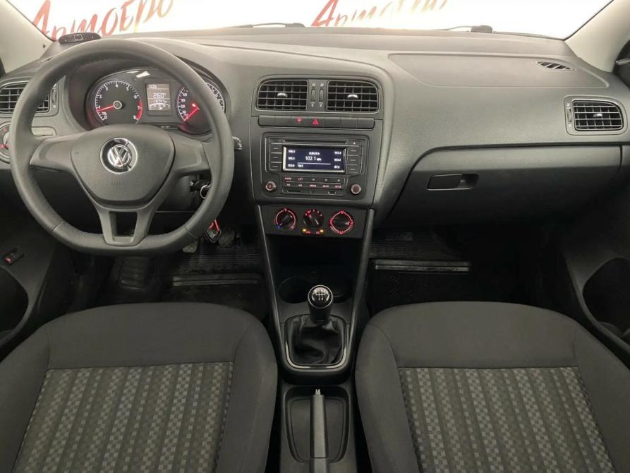 Volkswagen Polo V Рестайлинг Псков  - изображение 9