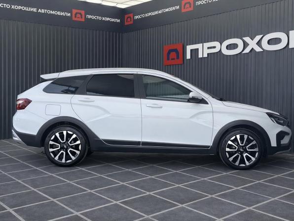 Lada (ВАЗ) Vesta I Рестайлинг (NG) с пробегом 2024 года, цена 1 477 000 рублей, 42194 км, универсал, Автокод Объявления
