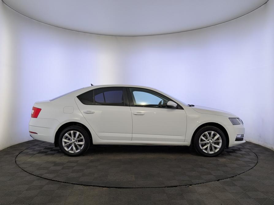 Skoda Octavia III (A7) Рестайлинг Москва  - изображение 4