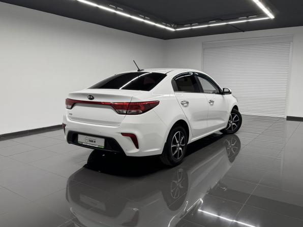 Kia Rio IV с пробегом 2017 года, цена 1 295 000 рублей, 124134 км, седан, Автокод Объявления