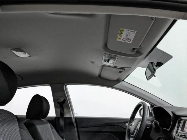Hyundai Solaris II Рестайлинг с пробегом 2022 года, цена 1 660 000 рублей, 63919 км, седан, Автокод Объявления