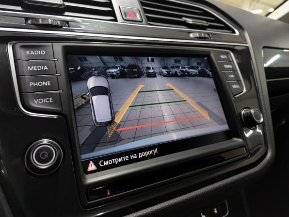 Volkswagen Tiguan II с пробегом 2017 года, цена 2 655 000 рублей, 180251 км, внедорожник, Автокод Объявления