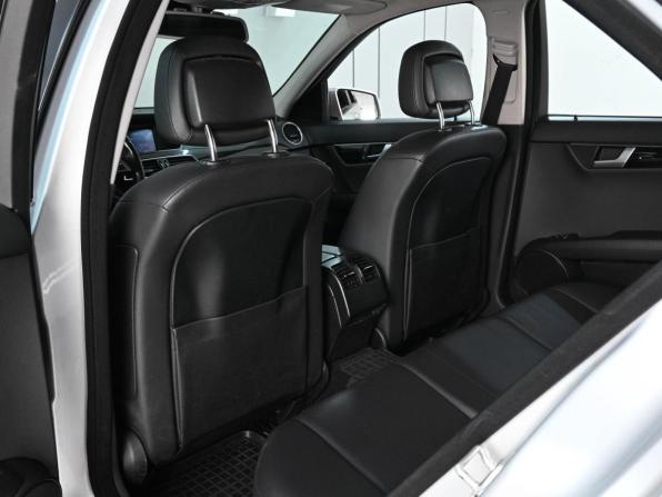 Mercedes-Benz C-Класс III (W204) Рестайлинг с пробегом 2013 года, цена 1 279 000 рублей, 238910 км, седан, Автокод Объявления