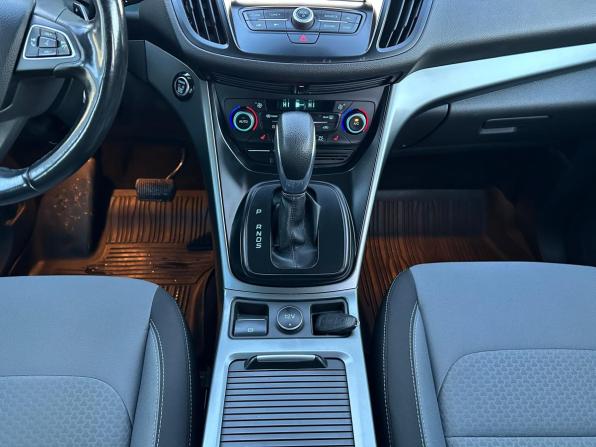 Ford Kuga II Рестайлинг с пробегом 2017 года, цена 1 665 000 рублей, 141520 км, внедорожник, Автокод Объявления