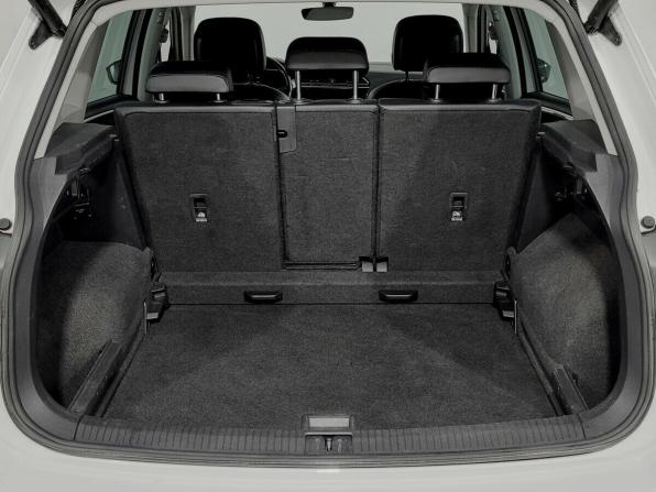 Volkswagen Tiguan II с пробегом 2017 года, цена 1 930 000 рублей, 245238 км, внедорожник, Автокод Объявления