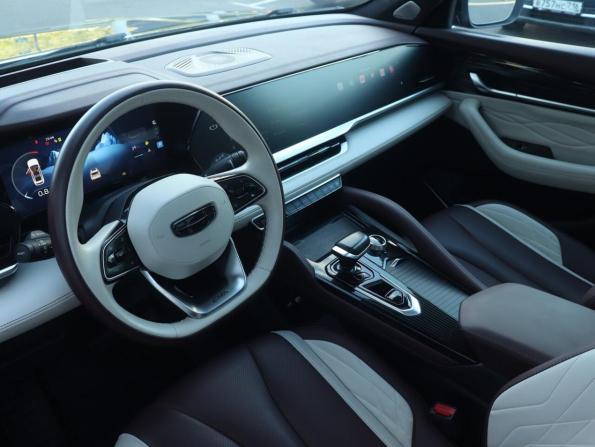 Geely Monjaro I с пробегом 2023 года, цена 2 790 000 рублей, 109000 км, внедорожник, Автокод Объявления