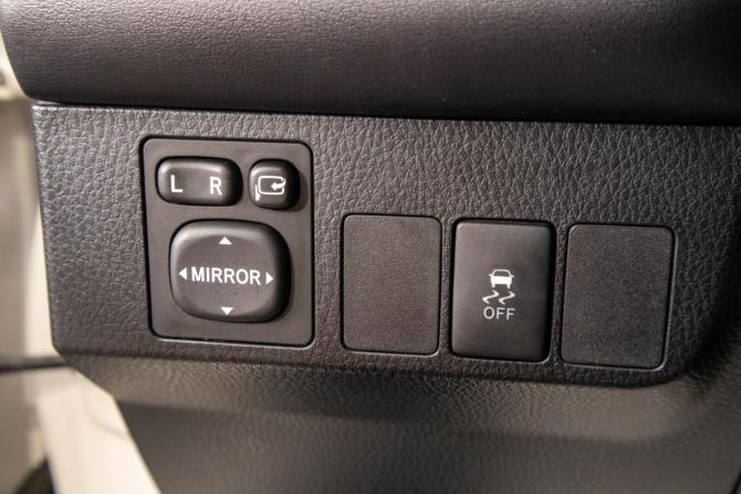 Toyota RAV4 IV (XA40) с пробегом 2014 года, цена 2 199 000 рублей, 169000 км, внедорожник, Автокод Объявления