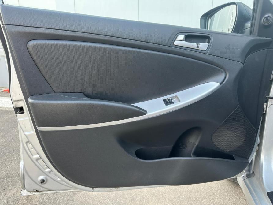 Hyundai Solaris I Тамбов  - изображение 19