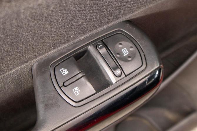 Opel Corsa D с пробегом 2008 года, цена 399 000 рублей, 210000 км, хэтчбек, Автокод Объявления