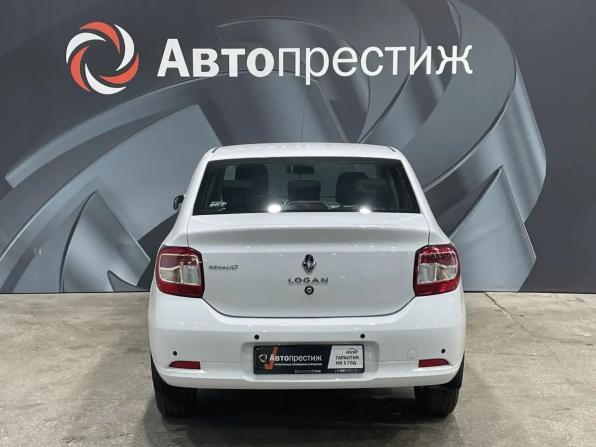 Renault Logan II с пробегом 2017 года, цена 847 000 рублей, 113293 км, седан, Автокод Объявления