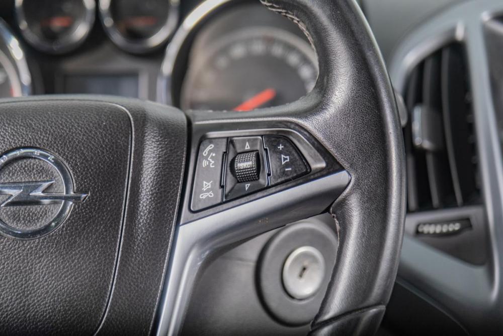Opel Astra J Рестайлинг Томск  - изображение 15