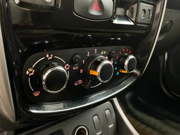 Nissan Terrano III (D10) с пробегом 2015 года, цена 899 900 рублей, 290000 км, внедорожник, Автокод Объявления