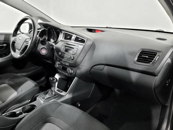 Kia Ceed II Рестайлинг с пробегом 2018 года, цена 1 370 000 рублей, 108763 км, универсал, Автокод Объявления
